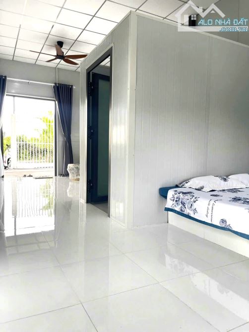 Nhà vườn 500m2 góc 2 mặt tiền View Kênh chỉ 899tr