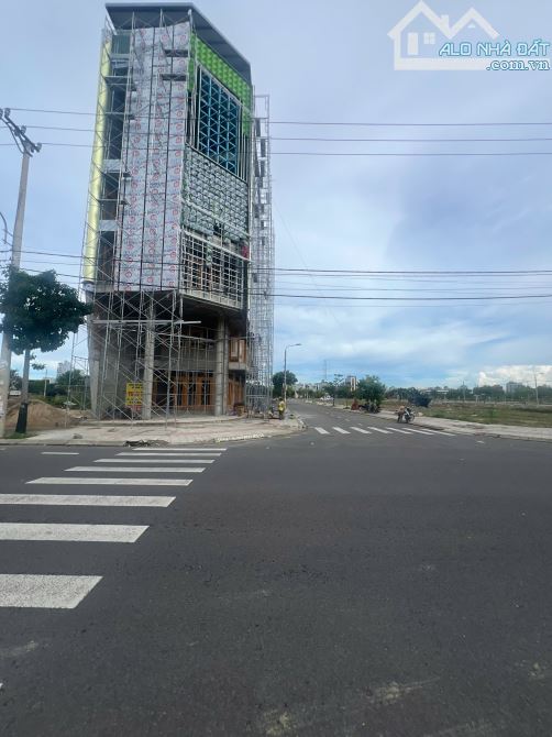 Cần bán Lê Quảng Chí hướng Đông Nam giá 7ty488