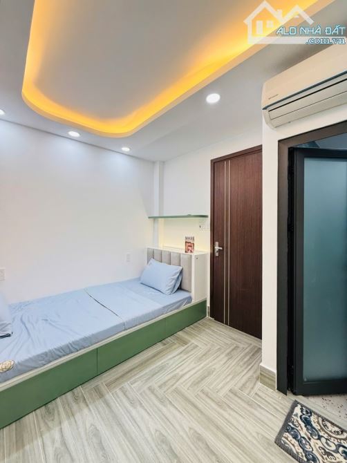 NHÀ XÂY ĐỂ Ở TRONG HẺM - GÒ VẤP