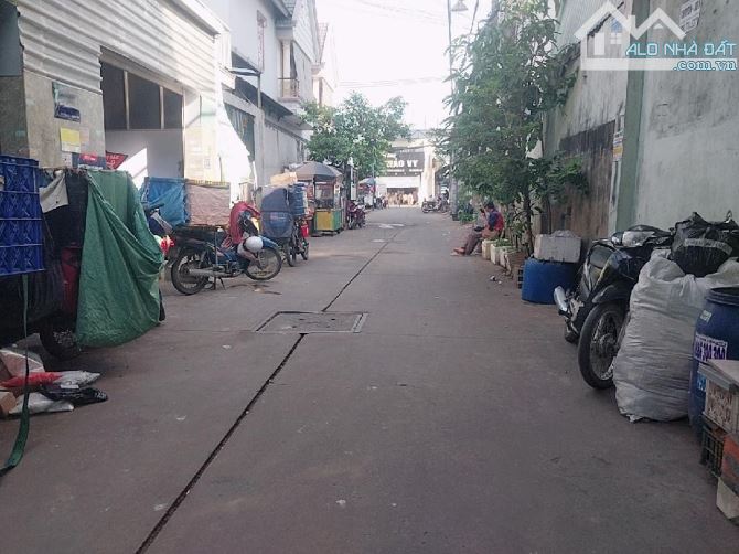 HẺM XE TẢI THÔNG - LIÊN KHU 5-6 BÌNH HƯNG HÒA B ,BÌNH TÂN DT: 4*16M- 4 TỶ 3