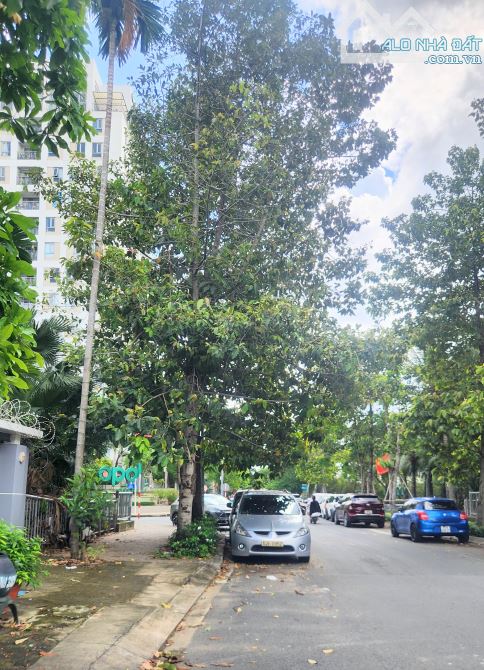 Đầu Tư Gọi Em Bán Nhà 102m2(-2) Đường Nhựa Khu Bên Sông Phạm Văn Đồng GiGamall Chỉ Hơn 6T