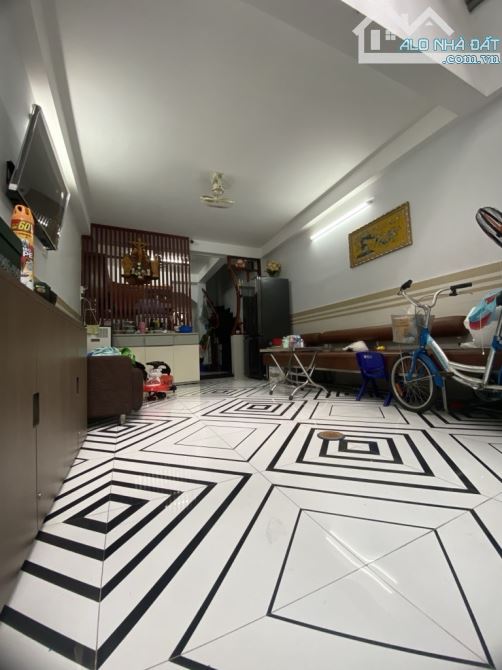 🏡B.án n.hà HXT Ba Tháng Hai - 36m2 - N.gang 4m - 5 T.ầng - 4PN , An Ninh , SHR - C.hỉ 8.5