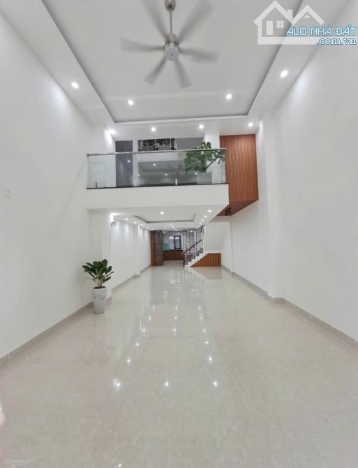 🚫 CHO CHO THUÊ NHÀ 3 TẦNG MỚI XÂY: TRỊNH ĐÌNH THẢO