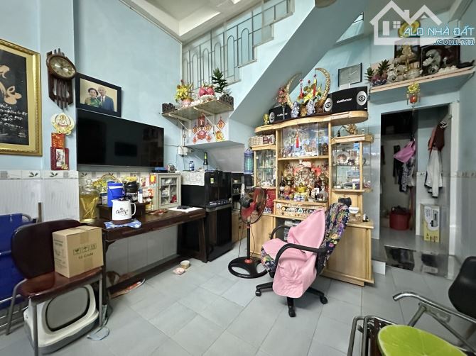 "Thật 100%, Bán Nhà Hẻm Xe Hơi gần 150 Trần Huy Liệu Phường 12 Phú Nhuận 50m2 nhỉnh 4 Tỷ