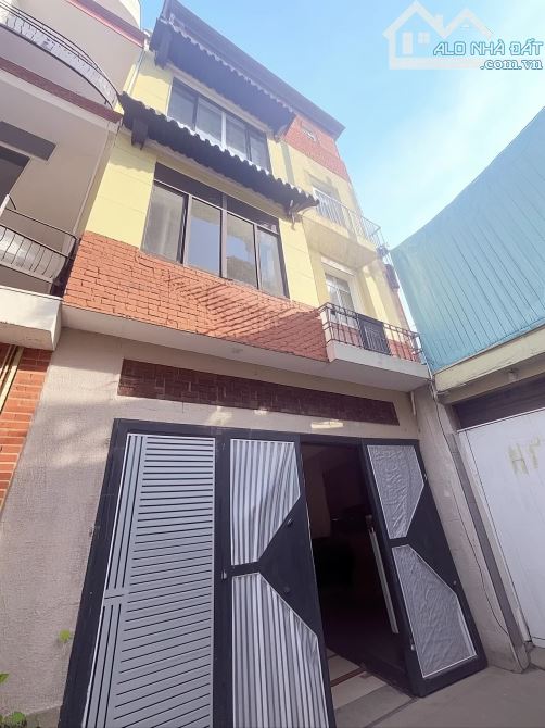 BÁN NHÀ 4 TẦNG, HẺM 6M CAO THẮNG – QUẬN 10 – SỔ HỒNG RIÊNG – CHỈ 13.5 TỶ