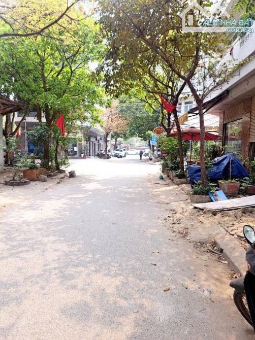 Bán nhanh nhà Liền kề mỗ Lao: phân lô, vỉa hè kinh doanh, 5tầng dân xây,nhỉnh 11tỷ