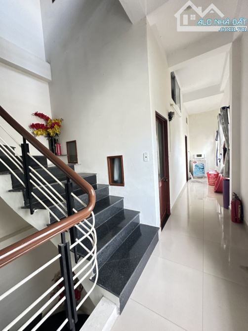 ♣ Nhà Kiệt Ô tô Ngũ Hành Sơn, khu An Thượng, 160m2, 3 tầng + 3 P trọ, 11 tỷ