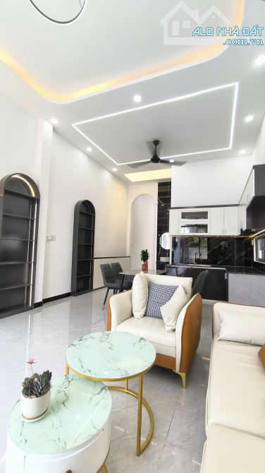 Giảm 100 Củ Với Mức Giá Phải Chăng Cho Khách Hàng_ Giá Chỉ 2 TỶ 200 TRIỆU - 7