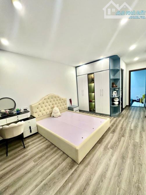 Nhà mới đẹp, lõi Bồ Đề, trung tâm - 11