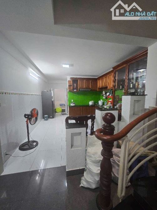 Bán nhà 5 tầng, Nguyễn Thị Thập, Quận 7. DT 90m, ngang 4, hxh - nhỉnh 11 tỷ - 1