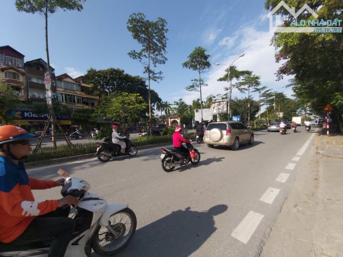 Bán nhà mặt đường Nguyễn Hữu Thọ 450m2 - Mặt tiền 22m - view hồ Linh Đàm - Giá 145 Tỷ - 1