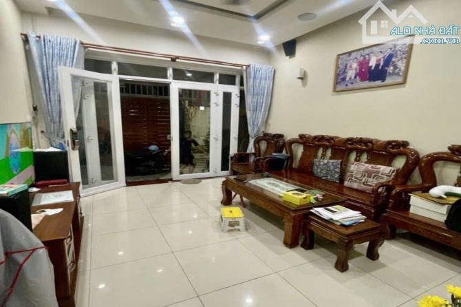 Bán nhà hẻm, Tân Thới Nhất 1B, Quận 12, 50 m² (4m x 13m), 3 tầng - Giá 7.3 tỷ TL - 1
