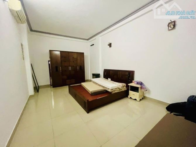 DT 60M CÁCH  ÔTÔ TẢI CHỈ 15M XÂY 5 TẦNG MẶT TIỀN 4,8M GIÁ 14,5 TỶ NGUYỄN TRÃI. - 1