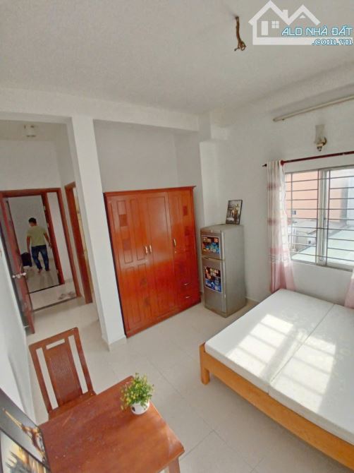 Tòa nhà CHDV Nguyễn Trải 66m2 GIá 14,5 tỷ Quận 01 - 1
