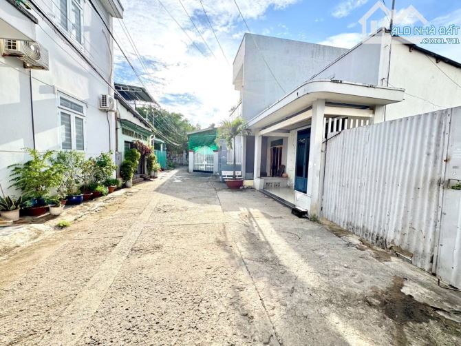 Em Cần Bán lô đất Thổ cư sổ riêng ở Bình Đa chính chủ - 1
