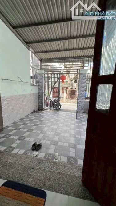 Siêu rẻ, Bán nhà 1T1L SR,TC, góc 2 MT gần Công An Trảng Dài chỉ 2 tỷ750 - 1