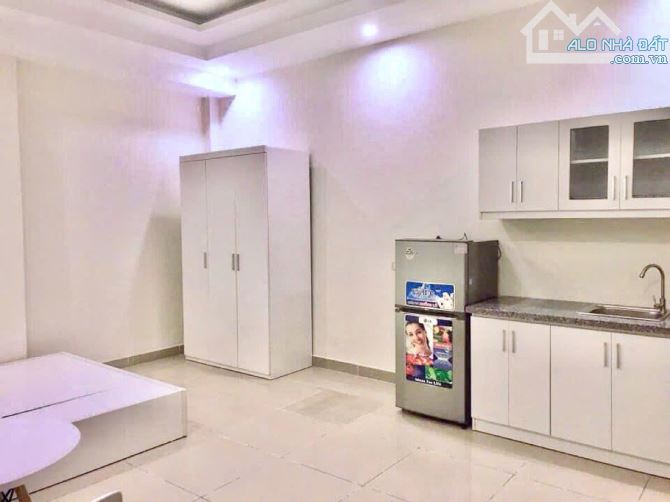 BÁN GẤP! Nhà La Thành Ba Đình, 132m2 x 7T, vỉa hè, ô tô tránh, gara, dòng tiền 1.5 tỷ/năm - 1