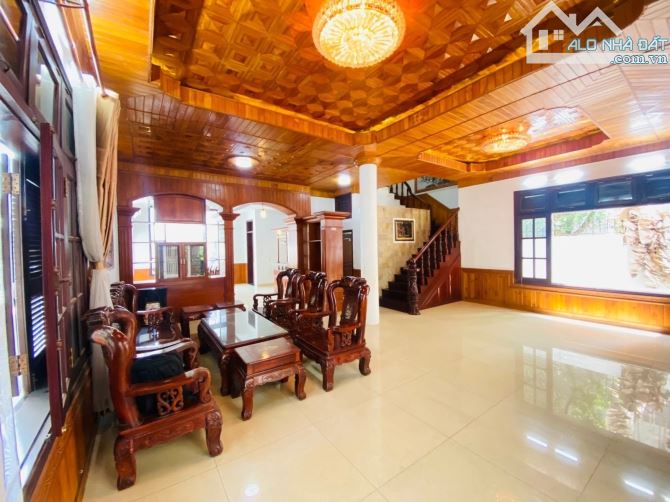 Biệt thự VIP khu Nam Phú, Quận 7 – Khu Compound - Khu Hiếm Nhà Bán - 1