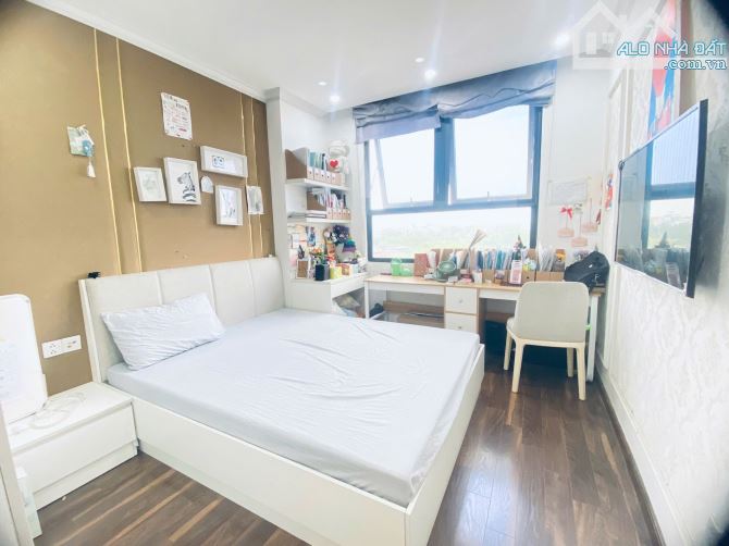 🏡 BÁN CĂN HỘ ĐẸP – CT9 VIỆT HƯNG 🌿  ✨ Diện tích: 83m² ✨ Thiết kế: 3 phòng ngủ – 2 s - 1