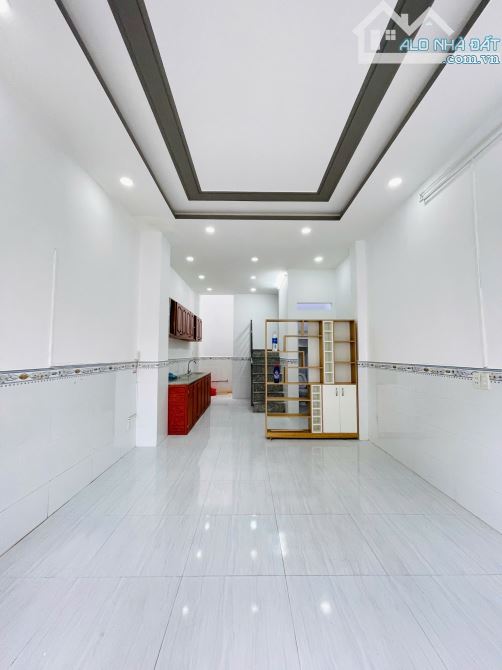 3.7❌9m, BÁN NHÀ 2 TẦNG, HXH, TRƯỜNG CHINH, ĐHT, Q.12, 3 TỶ nhỉnh - 1