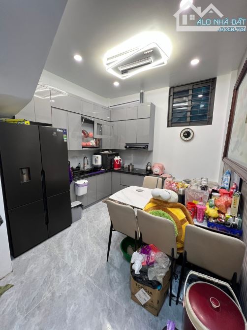 NHÀ ĐẸP-2 MẶt NGÕ TRƯỚC SAU-NGÕ RỘNG-GẦN PHỐ-THỊNH QUANG ĐỐNG ĐA CHỈ HƠN 14tỷ - 1