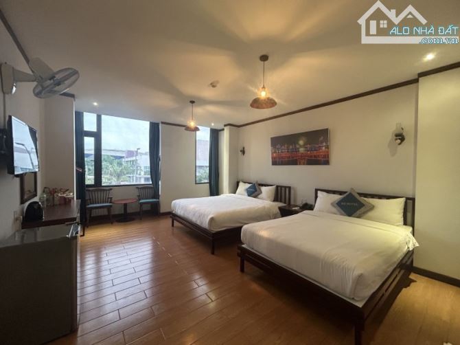 ♥ Khách Sạn MT Đường 2 Tháng 9, View Pháo Hoa, 115m2, 6 tầng, đang Kinh Doanh ổn định - 1