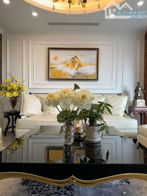 LUXURY KIẾN HƯNG PHÂN LÔ VỈA HÈ - 1