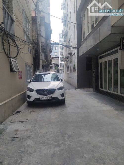 Bán nhà 19 Liễu Giai 2 mặt ngõ ô tô, cách mặt phố 50m, DT 70m2, MT 5.6m, giá 20.7 tỷ - 1