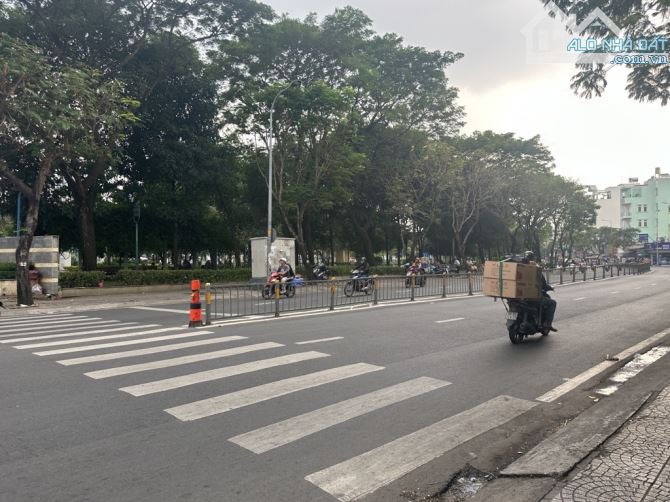 557* 👉NHÀ 1 SẸC, NỠ HẬU TÀI LỘC ĐẸP, KO BỊ LỘ GIỚI ,  NGUYỄN VĂN LUÔNG Q 6, CHỈ 4.4 TỶ - 1
