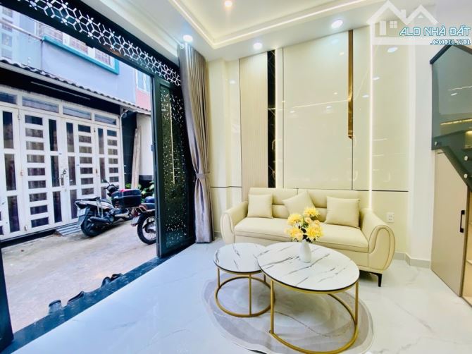 Bán gấp nhà Quang Trung Gò Vấp 4 x 10m 2 tầng sổ hồng riêng nhỉnh 4 Tỷ - 1