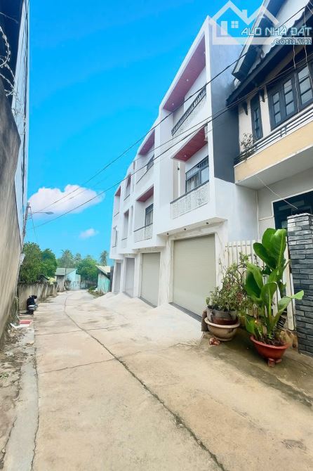 NHÀ 2 MÊ FULL NỘI THẤT HẺM ĐINH TIÊN HOÀNG: GIÁ 3.68 tỷ - 1