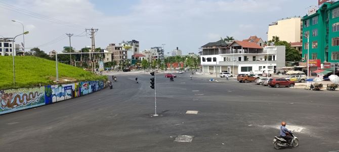 Rẻ & Hiếm!!!! Bán nhanh lô đất Ngọc Thụy, 88m2, MT rộng, ô tô 7 chỗ vào đất thoải mái - 1