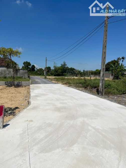 Bán đất nghi trường, tài chính hơn 1 tỷ - 1