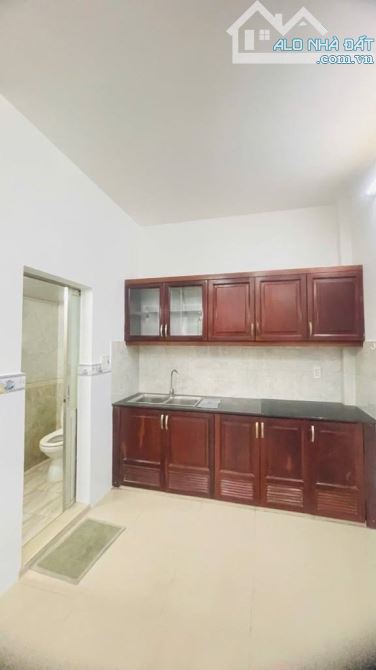 Nhà 22m2, 2 tầng, gần mặt tiền đường Âu Cơ, Tân Phú, chỉ 3tỷ. - 1