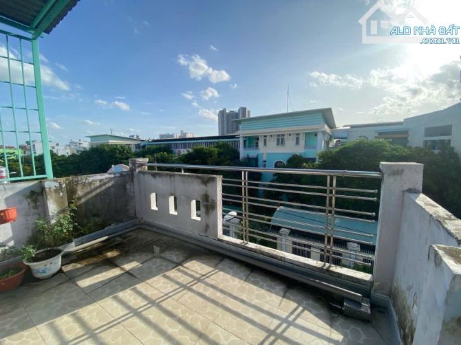 Bán Nhà Quận 8, 64m² – 3 Tầng, Mặt Tiền Đường Bùi Minh Trực , Chỉ : 11 tỷ - 1