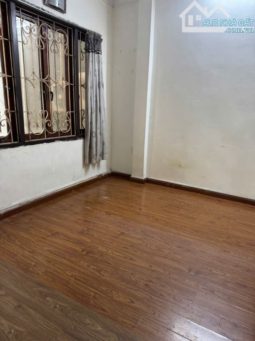 Cho thuê nhà ngõ Lương Sử C ,Văn Miếu ,Đống Đa. DT 25m x 4 tầng, giá 7tr - 1