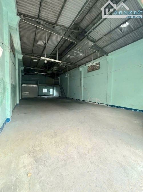 Cho thuê kho xưởng 400m xây dựng 250m. Xuân Thới Sơn. Hocmon - 1