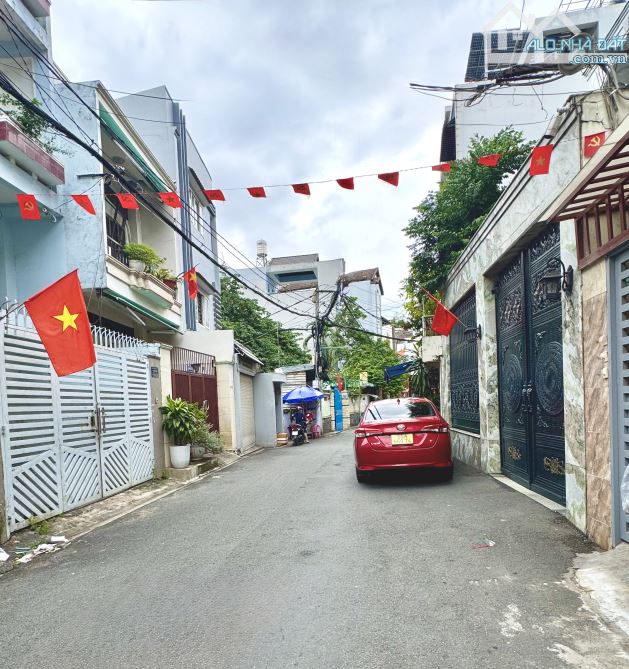 Nhà VỊ TRÍ ĐẸP nga Phan Xích Long, 2tầng (4,2 x 24) hẻm 5m, OTO tránh - chỉ 16.5tỷ - 1