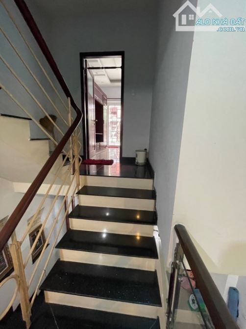 NHÀ ĐẸP MÃ LÒ - TÂN KỲ TÂN QUÝ HẺM OTO TRÁNH. 4.4X14 (60M) GIÁ 7.5 TỎI - 1