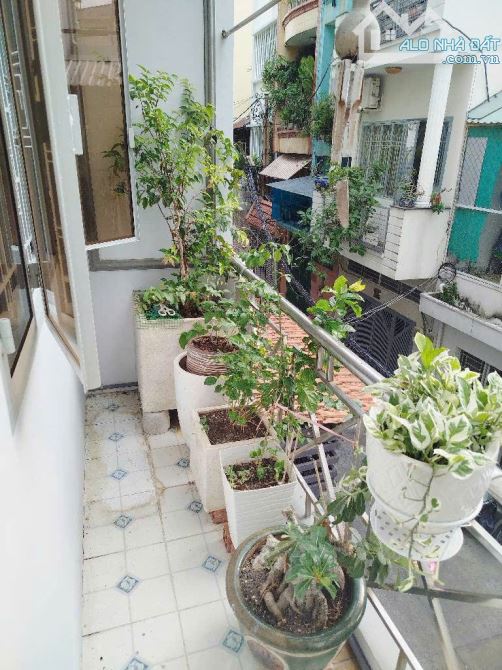 NHÀ MẶT TIỀN (CƯ XÁ) NGUYỄN CẢNH CHÂN, Q1 – 4 TẦNG – HẺM XE HƠI – CHỈ 12.5 TỶ - 12