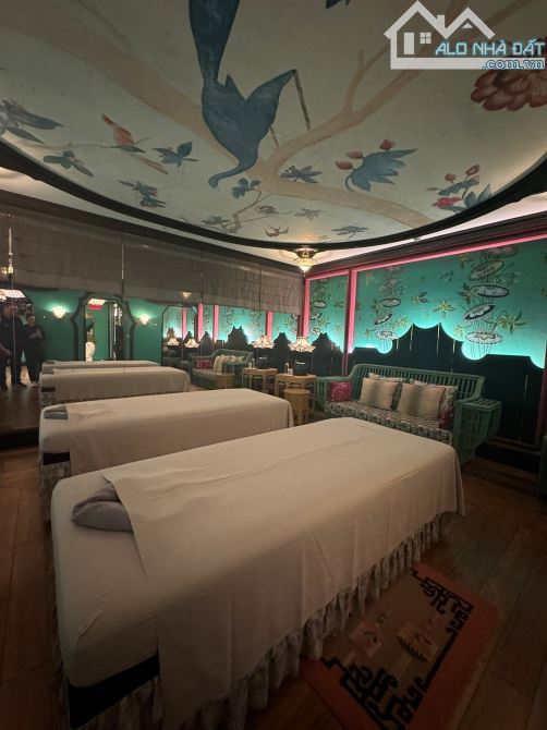 Chủ vay Bank Giảm 50 tỷ - Khách sạn Hàng Buồm- 350m2 MT 12m - 810 tỷ - dòng tiền 52 tỷ/năm