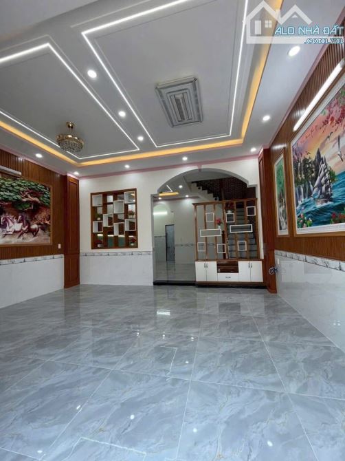 CHỦ GỬI BÁN NHÀ 1T1L PHƯỜNG BIÊN HOÀ (TÂN VẠN CỦ). DT: 5x15=75M2. GIÁ: 3TỶ5 TL - 2