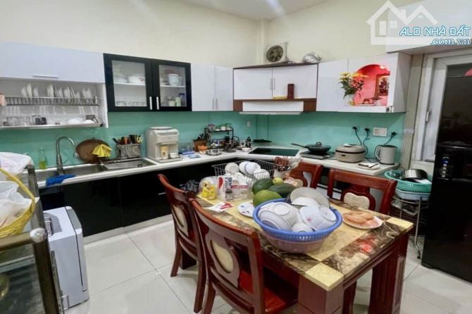 Bán nhà hẻm, Tân Thới Nhất 1B, Quận 12, 50 m² (4m x 13m), 3 tầng - Giá 7.3 tỷ TL - 2