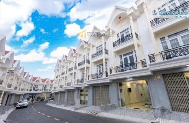 🔥 NHÀ PHỐ SRXD HOÀN CÔNG đường nhựa đồng bộ Phường Xuân Hương ĐL 70m2 - 7.2 tỷ - 2