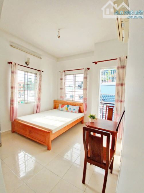 Tòa nhà CHDV Nguyễn Trải 66m2 GIá 14,5 tỷ Quận 01 - 2