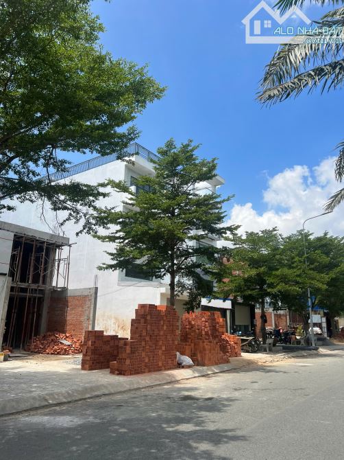 CHÍNH CHỦ BÁN GẤP LÔ VIEW HỒ KDC TÂN ĐÔ DIỆN TÍCH 105M2(6X17,5M), SHR, FULL THỔ CƯ - 2