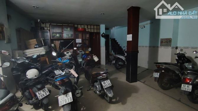 Bán căn hộ dịch vụ Nguyễn Trãi Q1, 13 phòng đang thuê, hơn 60tr tháng - 2