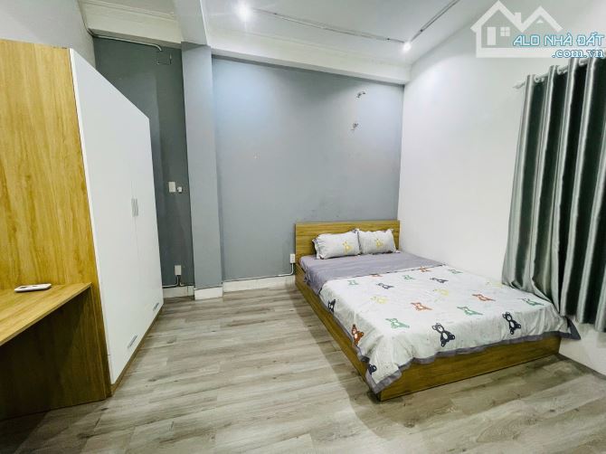 SIÊU PHẨM CĂN HỘ 2PN FULL NỘI THẤT BAN CÔNG Ở NGAY HOÀNG DIỆU QUẬN 4 - 2