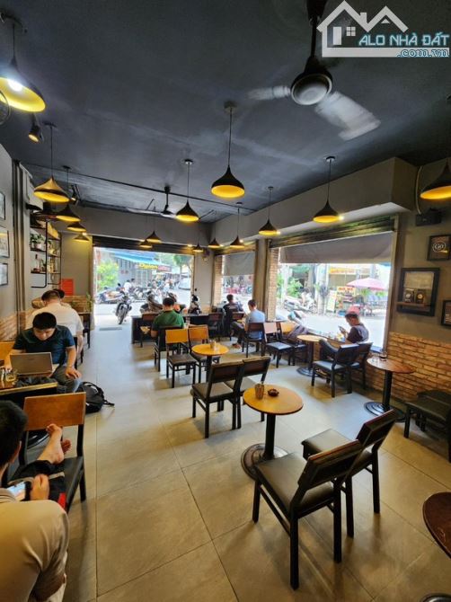 BÁN NHÀ  - LÝ THƯỜNG KIỆT  - GIÁP Q10  - LÔ GÓC - KINH DOANH  ĐỈNH  - DT : 60 - 8 TỶ  HƠN - 2