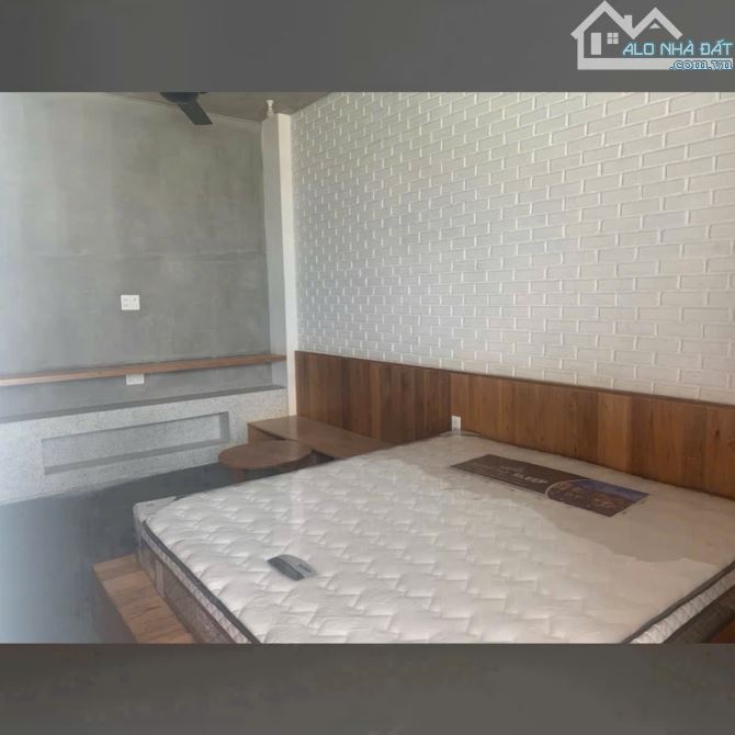 SP1133- BÁN NHÀ TÂM HUYẾT TRỤC ĐƯỜNG KẾT NỐI SUNGROUP - S110m2- CÓ DÒNG TIỀN 40TR/THÁNG - 2